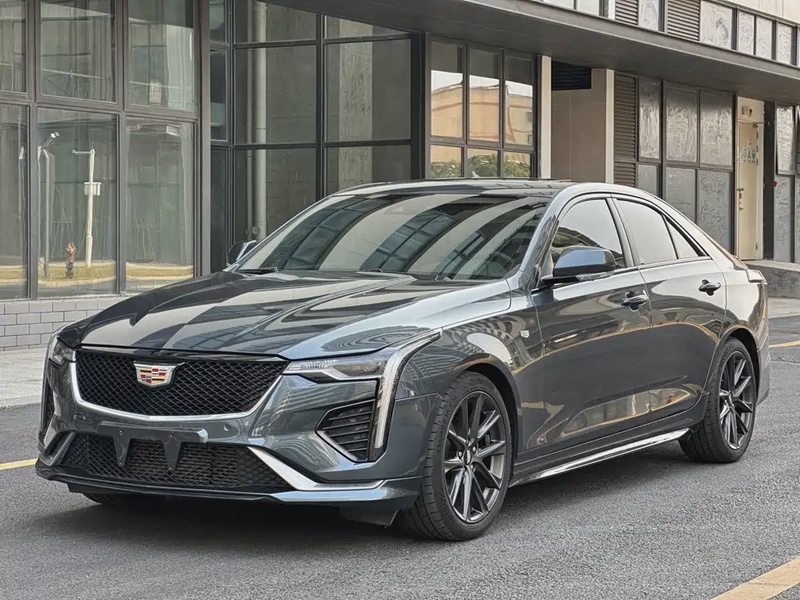 Cadillac CT4
