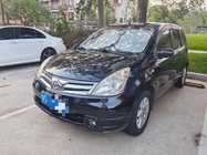 Nissan Livina 2011