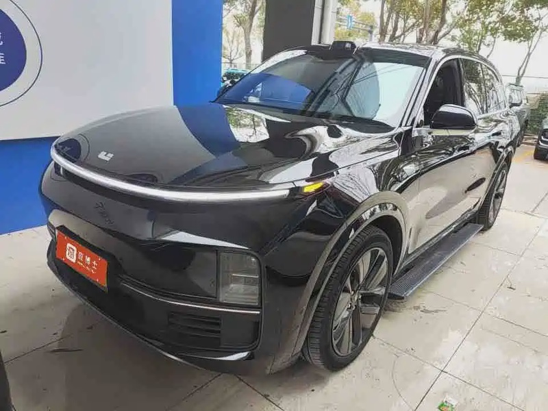 Li Auto L8