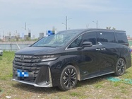 Toyota Vellfire 2024