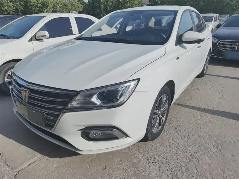 Roewe i5