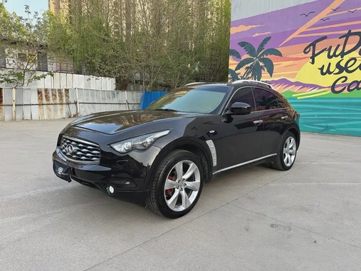 Infiniti FX 2011
