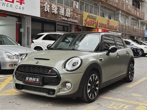 MINI Other 2018
