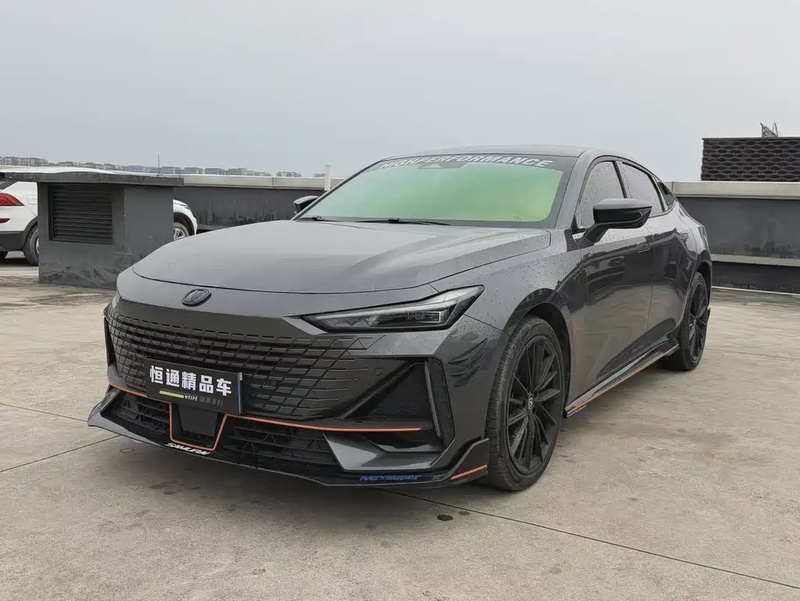 Changan UNI-V