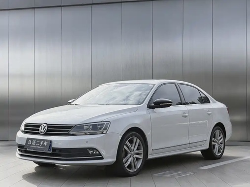 Volkswagen Sagitar 2018
