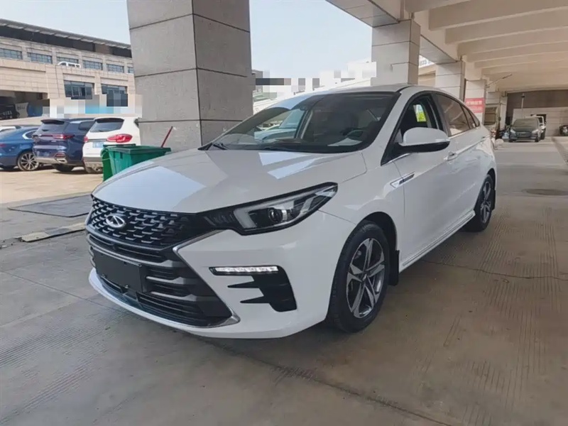 Chery Arrizo 5