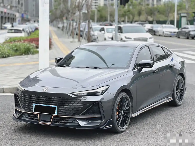Changan UNI-V