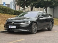 Volkswagen Magotan 2025