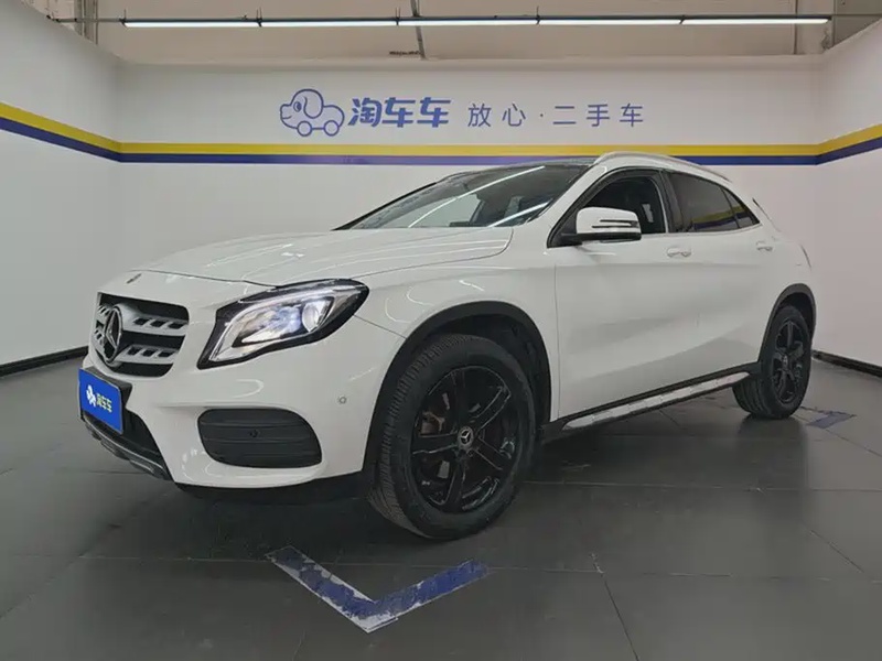 Mercedes-Benz GLA-Class