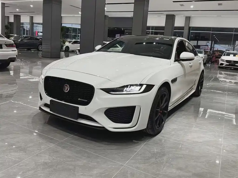 Jaguar XEL