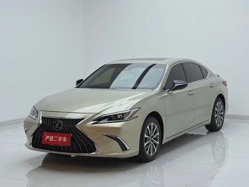 Lexus ES 2023