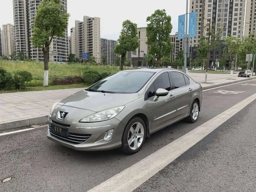 Peugeot 408 2010