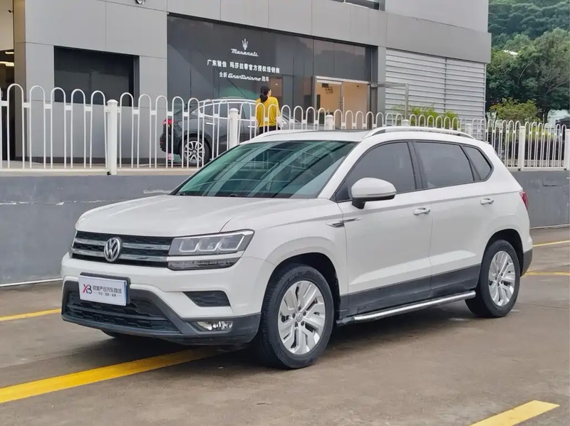 Volkswagen Tharu