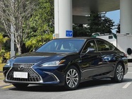 Lexus ES 2022