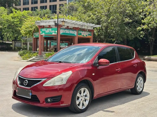 Nissan Tiida 2011