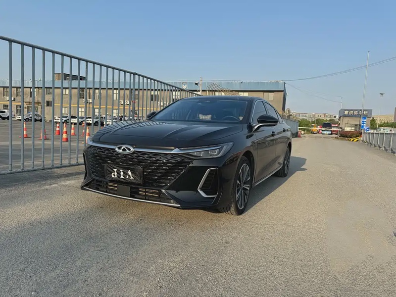 Chery Arrizo 8