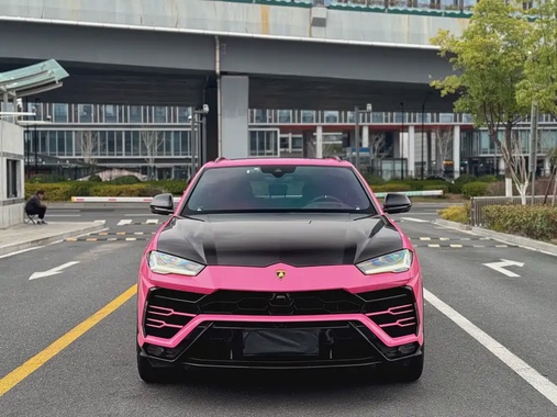 Lamborghini Urus 2021