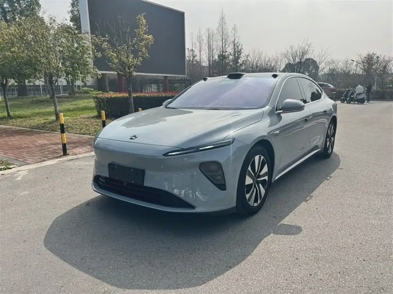 NIO ET7