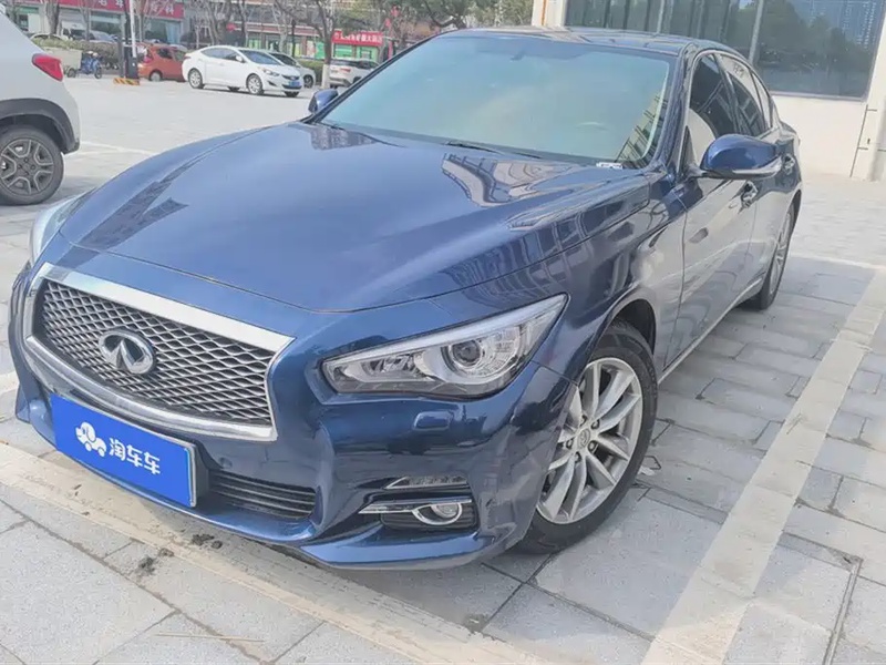 Infiniti Q50