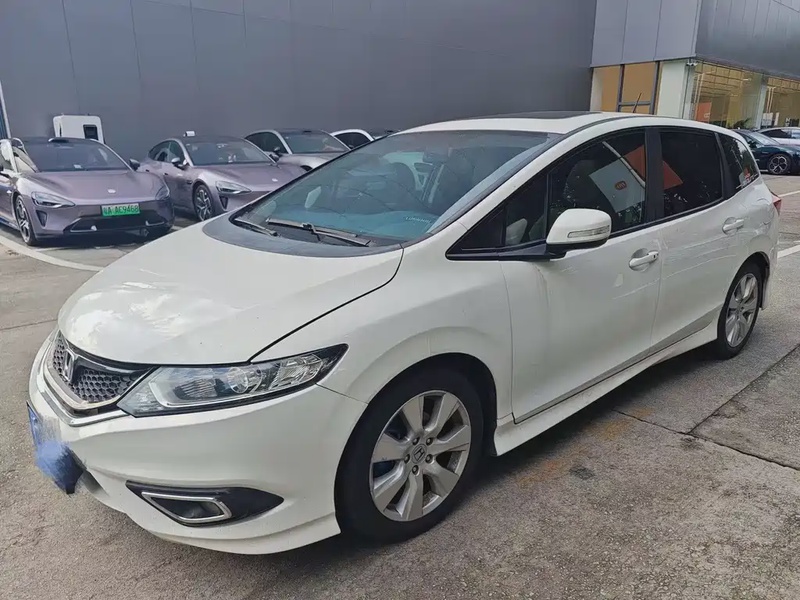 Honda Jade