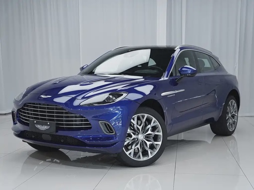 Aston Martin DBX 2023