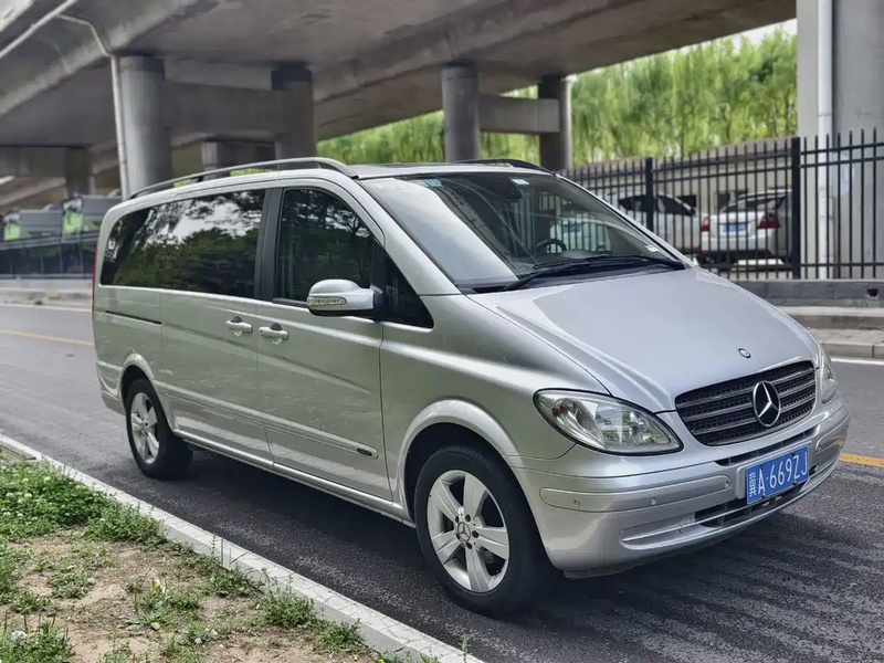 Mercedes-Benz Viano