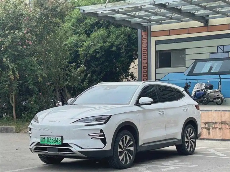 BYD PLUS