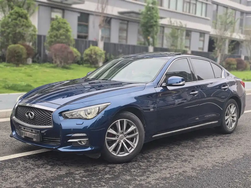 Infiniti Q50