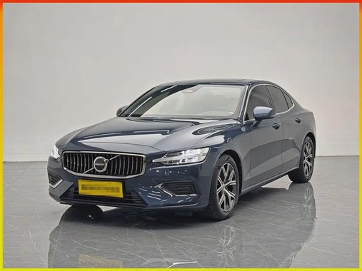 Volvo S60 2023