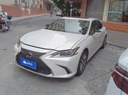 Lexus ES 2020