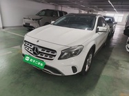 Mercedes-Benz GLA-Class 2019