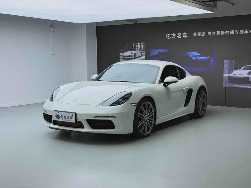 Porsche 718
