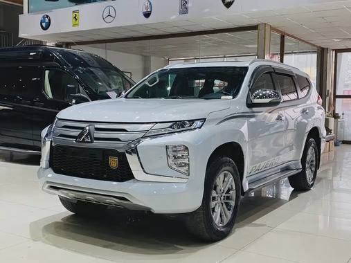 Mitsubishi Pajero Sport 2020