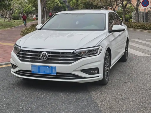 Volkswagen Sagitar 2019