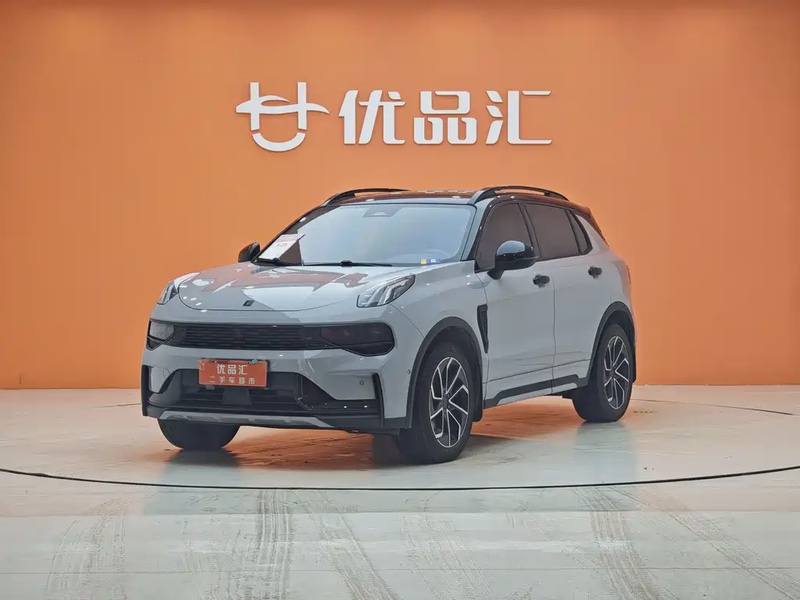 Lynk & Co 01
