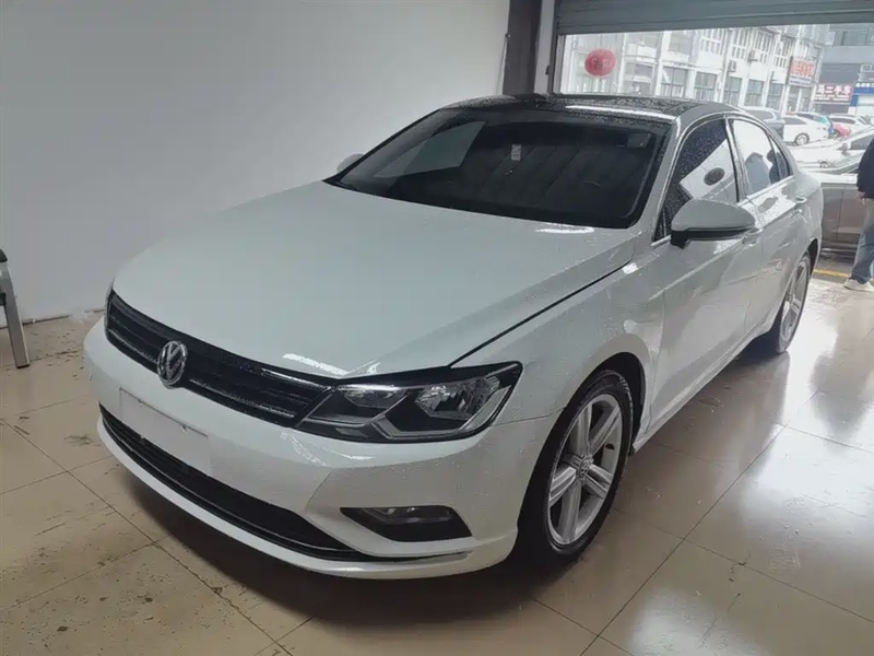 Volkswagen Lamando