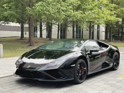 Lamborghini Huracan 2021