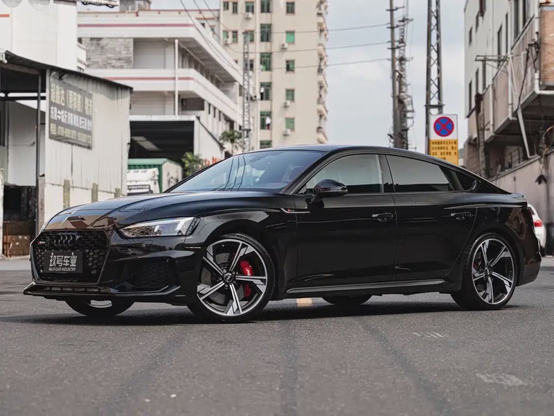Audi RS5