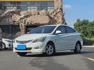 Hyundai Verna 2015
