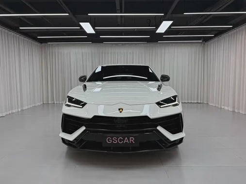 Lamborghini Urus 2024
