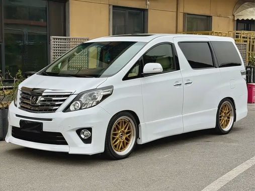 Toyota Alphard 2014