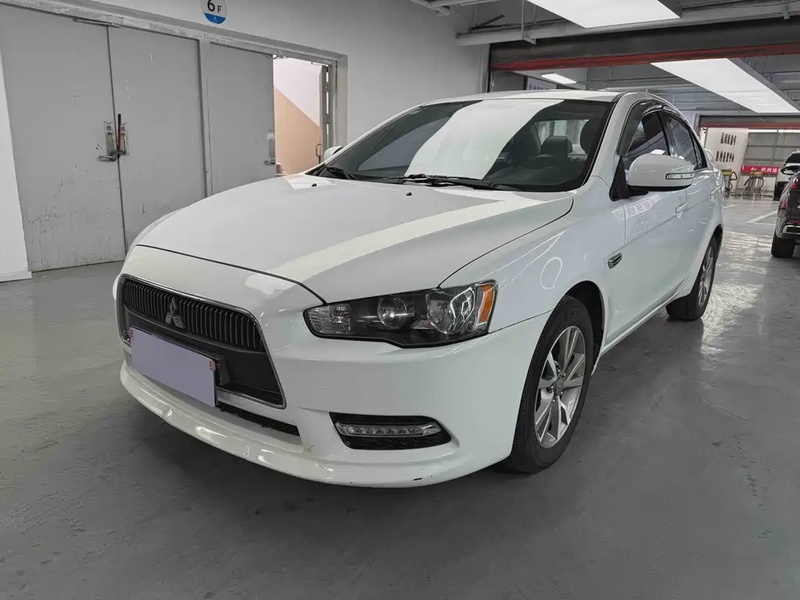 Mitsubishi Lancer EX