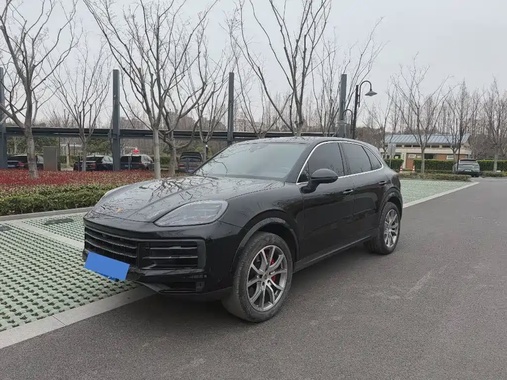 Porsche Cayenne 2024