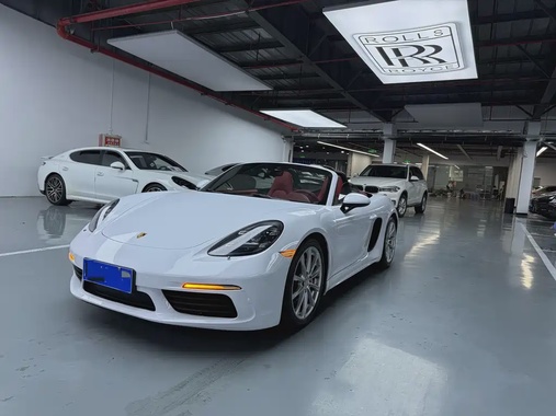 Porsche 718 2016