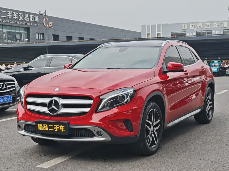 Mercedes-Benz GLA-Class