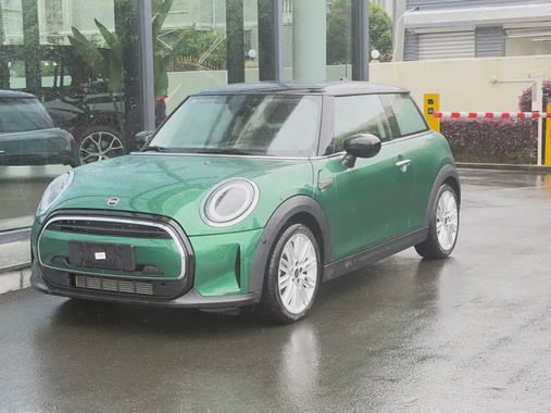 MINI Other 2022