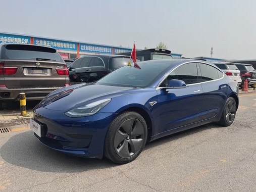 Tesla Model 3 2020
