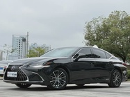 Lexus ES 2022