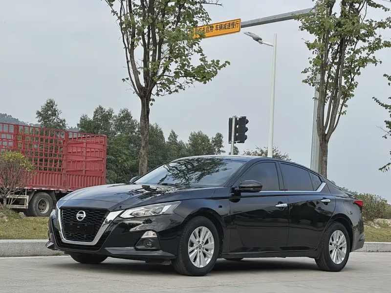 Nissan Teana