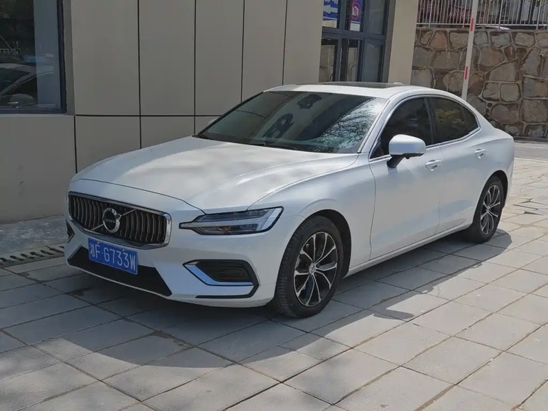 Volvo S60